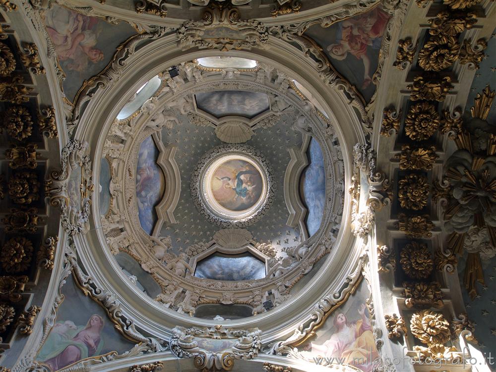 Milano - Cupoletta della cappella della Madonna del Carmine nella Chiesa di Santa Maria del Carmine